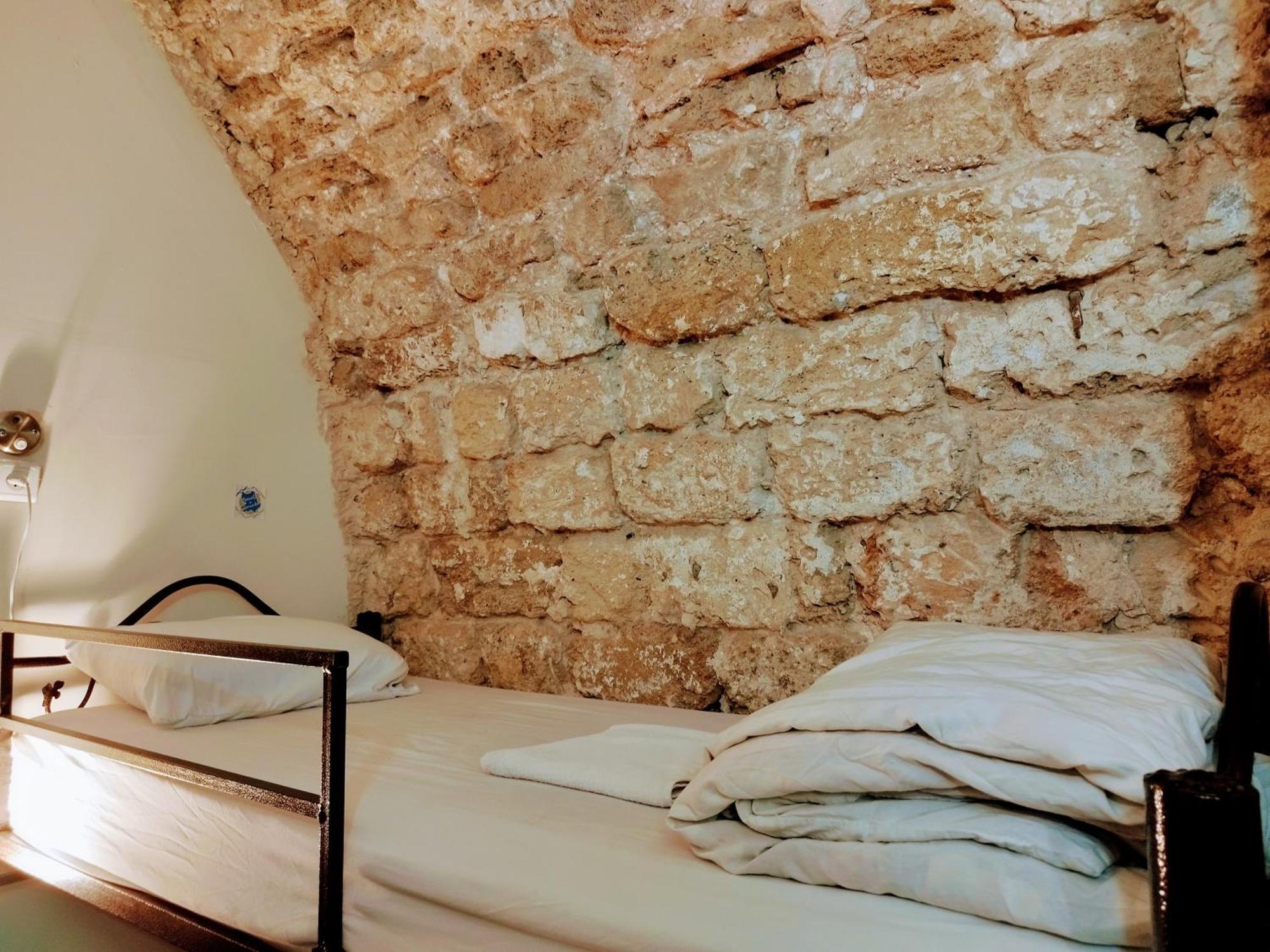 Polihosts Old Jaffa Hostel เทลอาวีฟ ภายนอก รูปภาพ