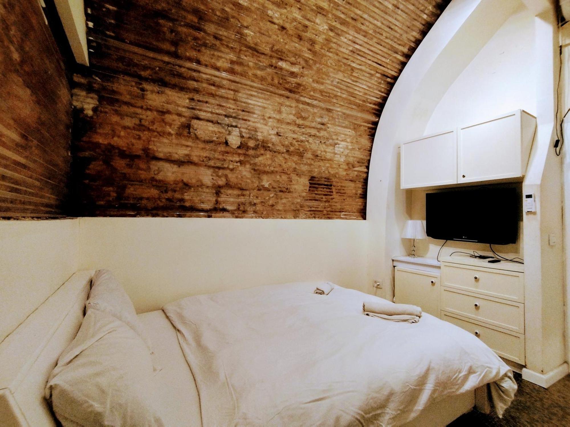 Polihosts Old Jaffa Hostel เทลอาวีฟ ภายนอก รูปภาพ