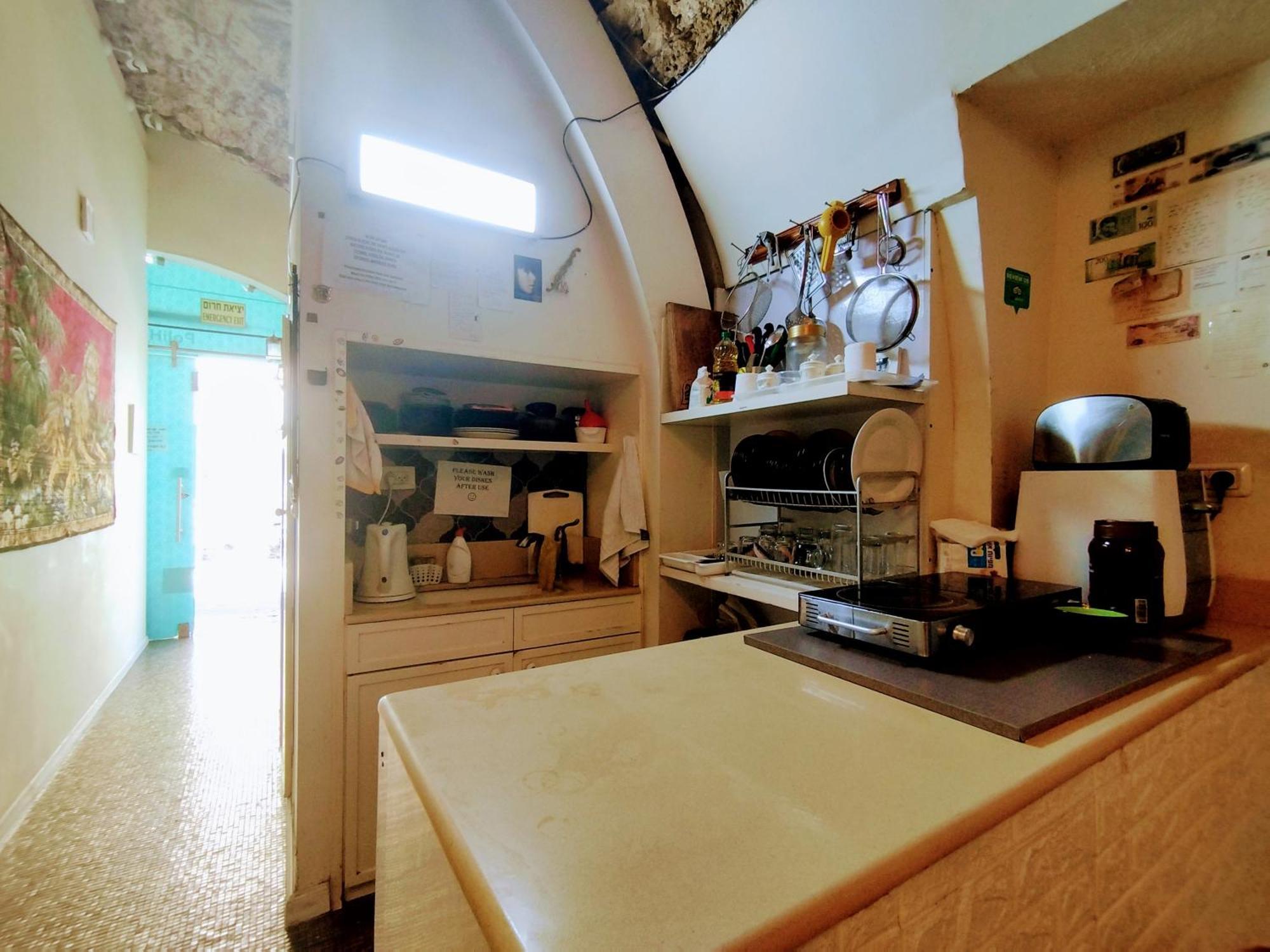 Polihosts Old Jaffa Hostel เทลอาวีฟ ภายนอก รูปภาพ